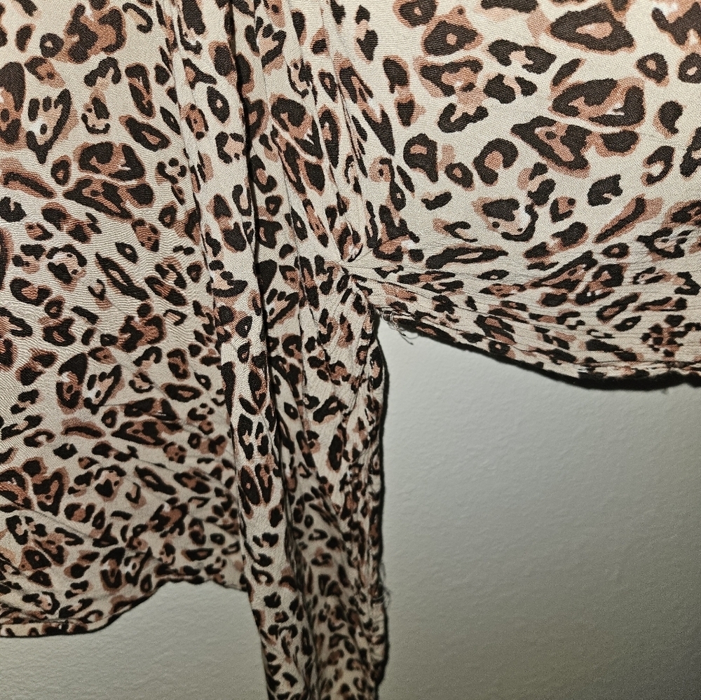L.I.F.E. Love Is For Eternity Womans Sheer Cheetah Print Short Sleeve Size Xl - Picture 7 of 12